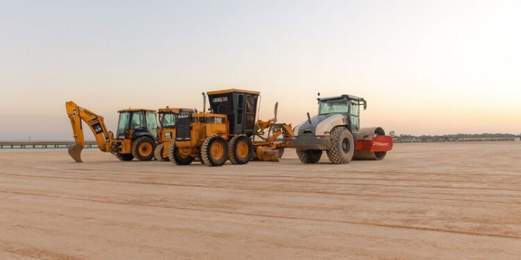 Energía 2000 «arrasa» el frente marino de la bahía de Manzanillo