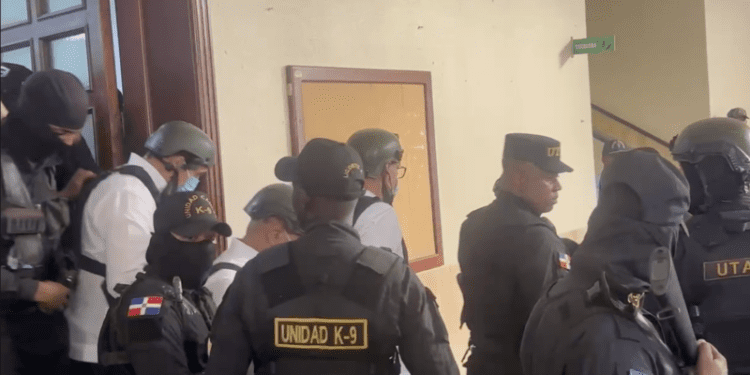 Tres imputados confesaron que pagaron sobornos a funcionarios del SeNaSa