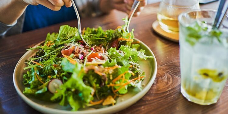 Esta popular dieta puede poner en riesgo su corazón