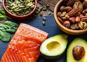 La dieta que mejor protege tu salud según la ciencia, y encima sabe increíble