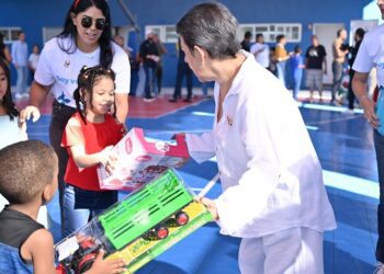 Voluntariado Banreservas celebra la Navidad con entrega de juguetes