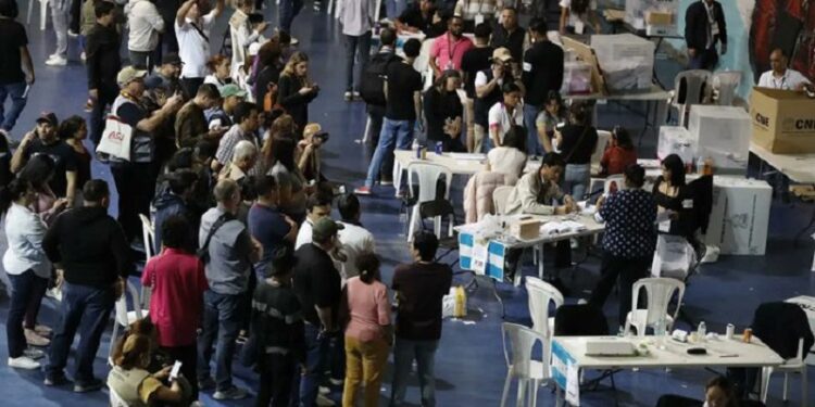 Partido Libre denuncia fraude en primeros resultados preliminares de elecciones en Honduras 2025
