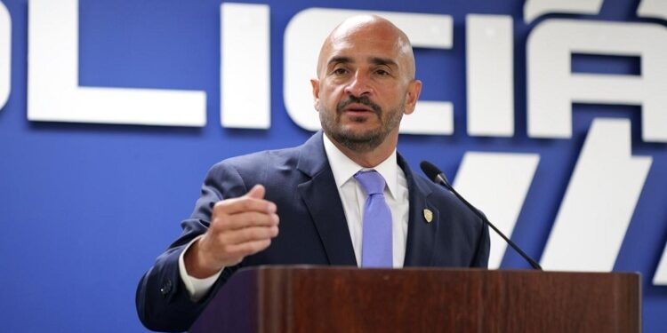 Policía arresta cerca de 100 personas en operativo “Impacto al tirador”