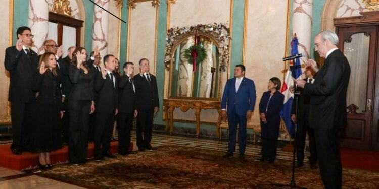 El CNM juramenta jueces del Tribunal Superior Electoral