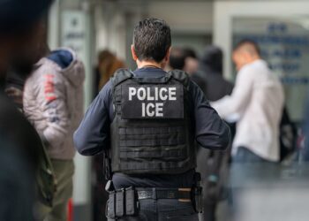 Mamdani enseña a los residentes de Nueva York cómo tratar con agentes de ICE
