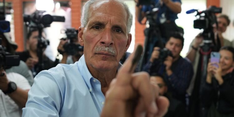 Declaran a Nasry Asfura presidente electo de Honduras