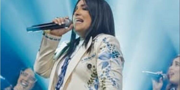 Hospitalizan a la cantante Nimsy López