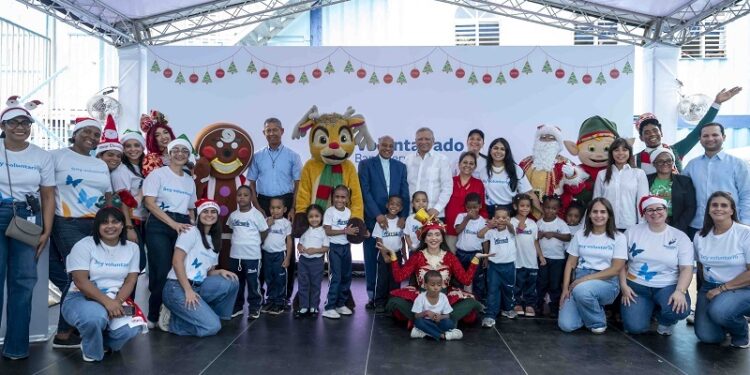 Voluntariado Banreservas lleva la Navidad a cientos de niños