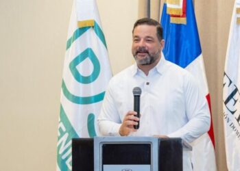 Medio Ambiente resalta valor ambiental del Parque Submarino La Caleta