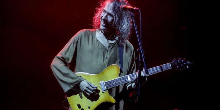 Muere el mítico rockero español Robe Iniesta a los 63 años