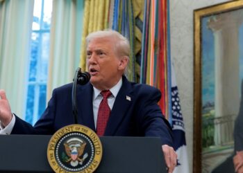 Trump: «Venezuela está completamente rodeada por la Armada más grande jamás reunida en la historia de Sudamérica»