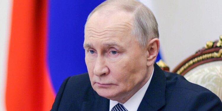 Putin le dijo a Trump que habrá una respuesta al intento de Kiev de atacar su residencia