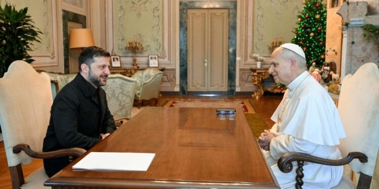 El Papa se reúne con el presidente de Ucrania en Castel Gandolfo