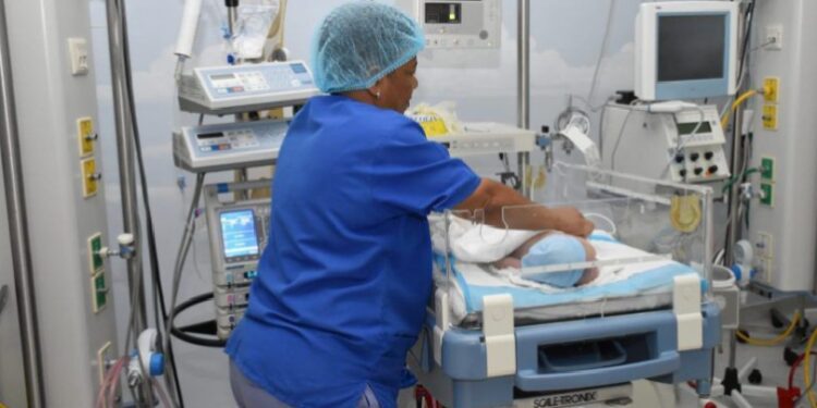 La mortalidad neonatal se redujo 16 por ciento en RD en 2025