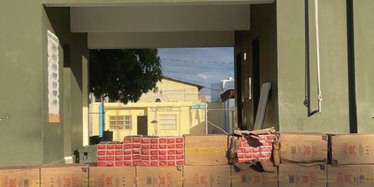 Ejército incauta contrabando de 168,000 cigarrillos en Manzanillo
