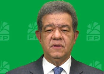 Leonel Fernández pide retomar diálogo para evitar propagación de la violencia en Venezuela