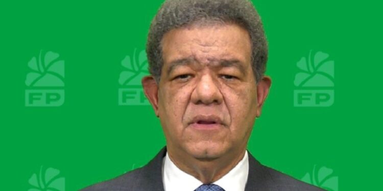 Leonel Fernández pide retomar diálogo para evitar propagación de la violencia en Venezuela