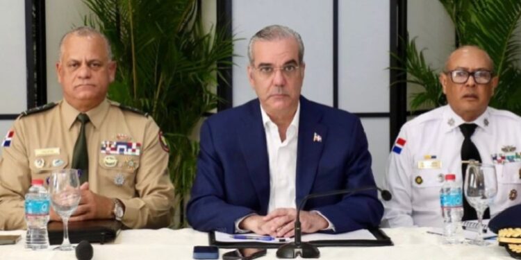 Presidente Abinader encabeza reunión de seguimiento al Plan de Seguridad Ciudadana