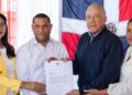 Gobierno entrega más de 85 millones para construcción de obras en Azua