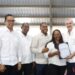 Presidente Abinader entrega certificados de títulos de propiedad a familias en Neiba
