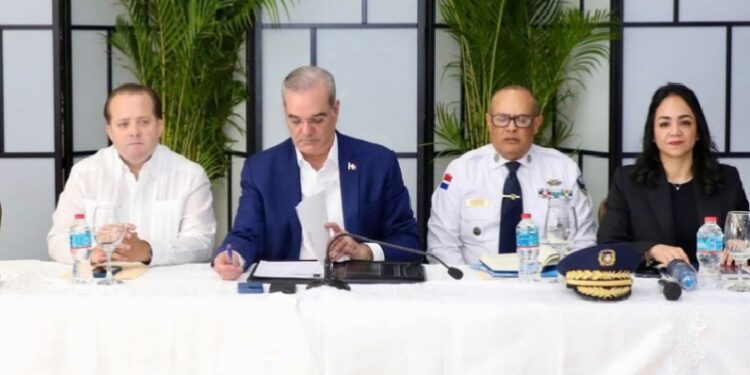 Presidente Abinader encabeza reunión de seguimiento al Plan de Seguridad Ciudadana