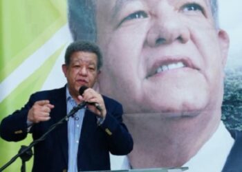 Leonel acusa al PRM de haber comprado elecciones con fondos de SeNaSa 