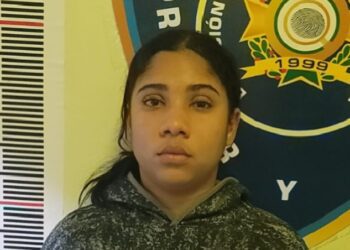 Se entrega mujer acusada de muerte de hermana adolescente en San Francisco