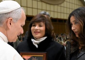 La soprano dominicana Janette Márque fue recibida por el Papa León XIV