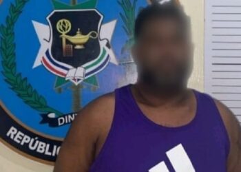 Policía apresa en Moca a dos hombres acusados de incesto, agresión sexual y abuso psicológico