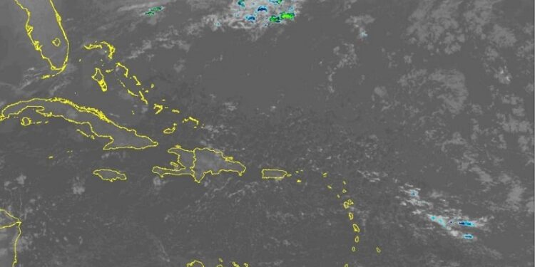Chubascos en la mañana y aguaceros con tronadas en la tarde este viernes