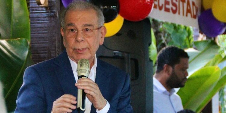 Danilo Medina dice que República Dominicana está viviendo una quiebra técnica