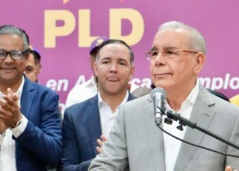 Danilo Medina dice que el país “luce sin rumbo”