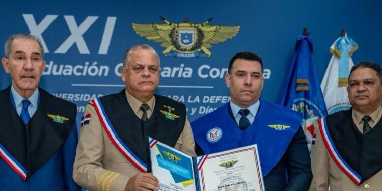 MIDE fortalece la defensa nacional con la graduación de 266 nuevos profesionales