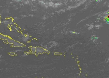Presencia de aguaceros con tronadas aisladas