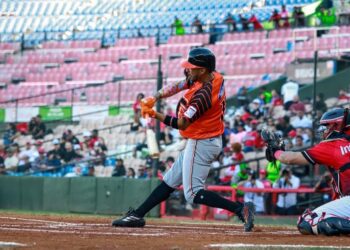 Toros caen a un empate en 2º con las Águilas