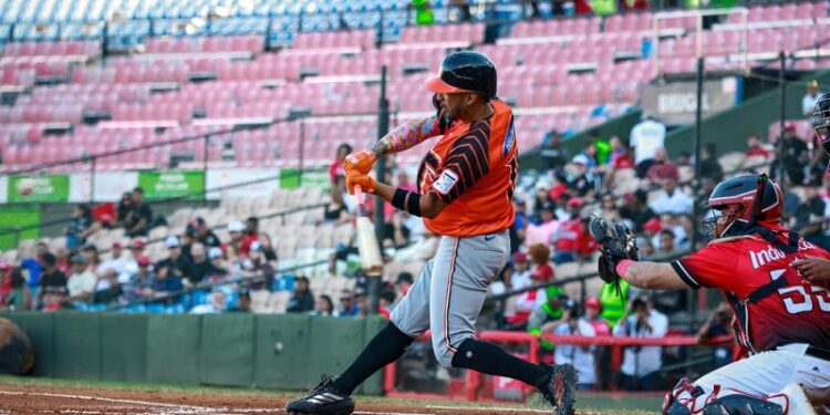 Toros caen a un empate en 2º con las Águilas