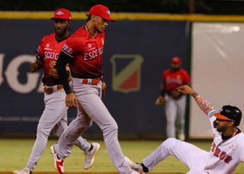 Escogido sigue firme en primero, pese a revés ante Toros