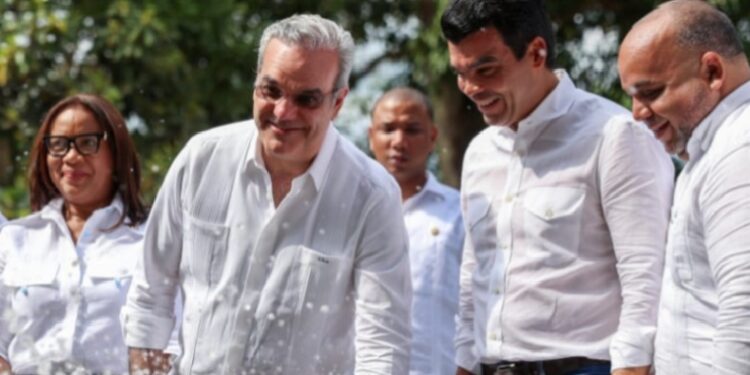 Presidente Abinader inaugurará ocho obras este fin de semana