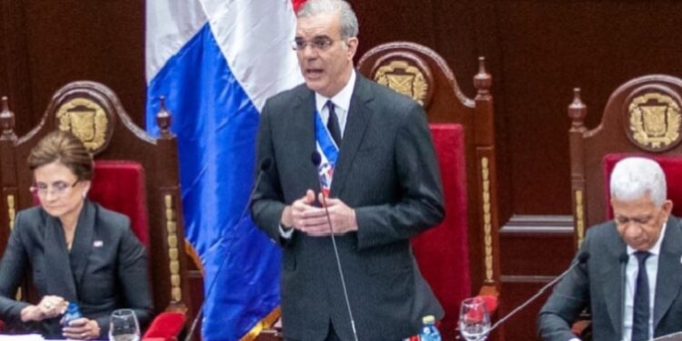 Abinader destaca RD se sitúa entre economías de mayor dinamismo del continente