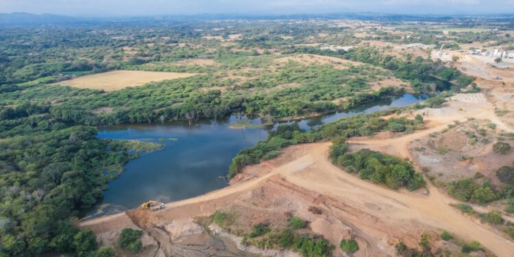 Gobierno logra el desvío definitivo del río Guayubín
