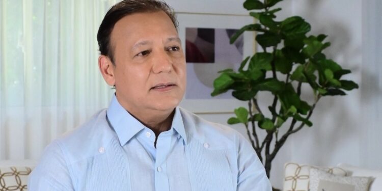 Abel Martínez dice que su proyecto presidencial avanza con apego a la ley y unidad en el PLD
