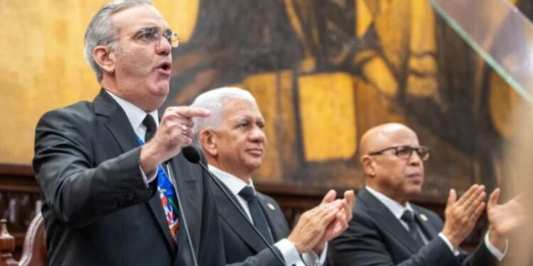 Presidente Abinader reitera que en su gobierno no existen intocables ni privilegios