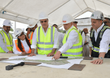Presidente Abinader supervisa avances en la circunvalación de Navarrete
