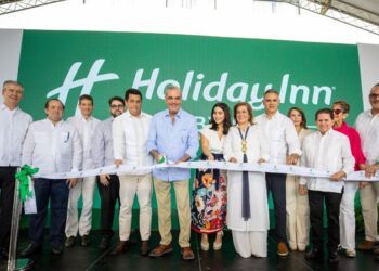Presidente Abinader inaugura Hotel Holiday Inn en Puerto Plata