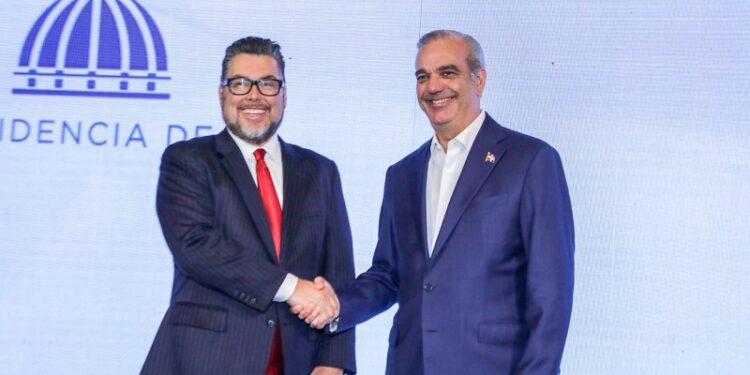 Abinader destaca RD quiere ser protagonista en el desarrollo de la tecnología