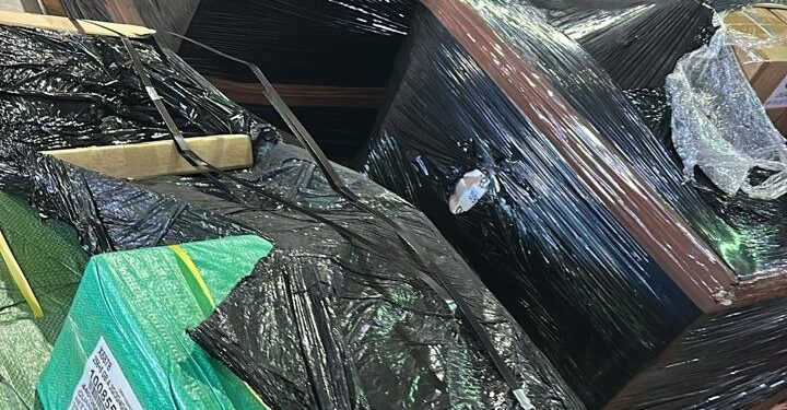 Aduanas enfrenta al comercio ilegal y la evasión incautando cientos de miles de mercancías