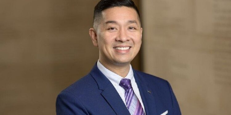 Advierte sobre aumento de cáncer de pulmón en adultos jóvenes que nunca han fumado