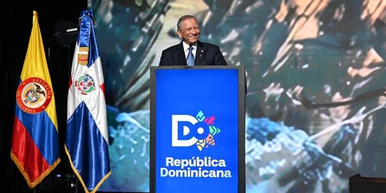 Presidente de Banreservas resalta liderazgo de Abinader y Collado en impulso al turismo