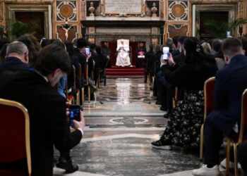 El Papa: Que ningún joven quede al margen en su sueño de un mundo mejor