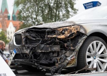 BMW advierte sobre riesgo de incendio en «cientos de miles» de vehículos